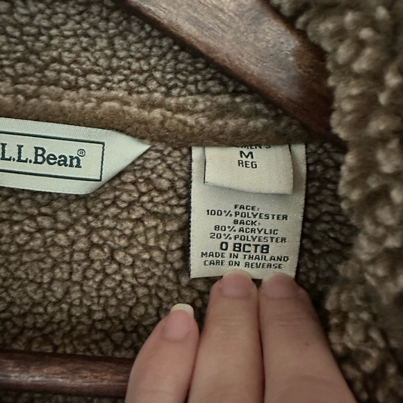 L.L.Bean sherpa lined faux suede jacket. Size M. Brown. - Picture 6 of 11